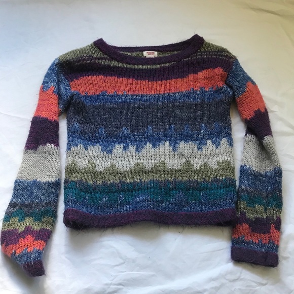 Mossimo Sweater! - Picture 2 of 5